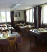 Briare - Le Relais - restaurant salle - JPG - 45.9 ko