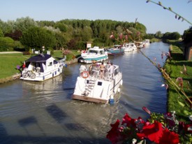 Beaulieu sur Loire Canal latéral à la Loire